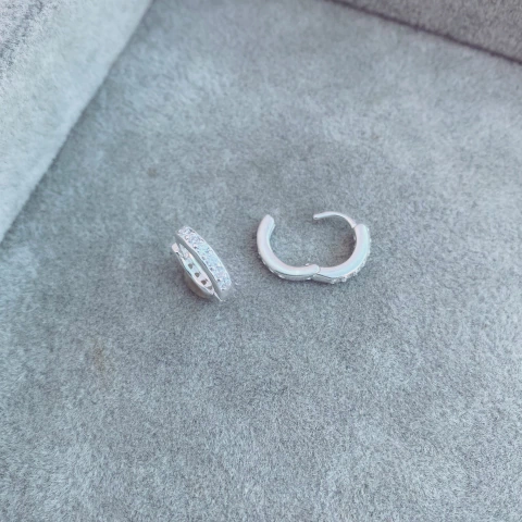 Aros Brilly Godis - Plata 925 M29.J