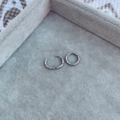 Aros Luxxe Detail - Acero quirúrgico Y22.D - comprar online