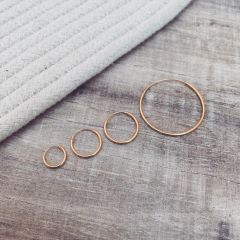 Argollita Básica lisa gold - Plata bañada en oro X5.G