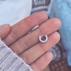 Aro Clack Brilly Shine - Acero quirúrgico Y1.B