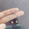 Aritos miniatura pluma saru o Plata 925 ¡Por par o unidad! V4E