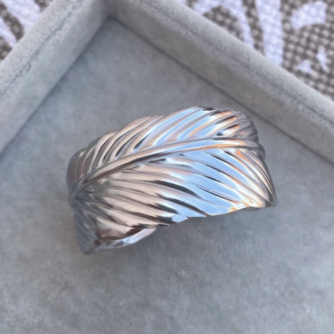 Pulsera Ancha Pluma - Acero quirúrgico G5.bis