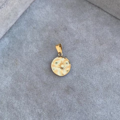 Dije Destellal Gold - Acero Dorado L13 - comprar online