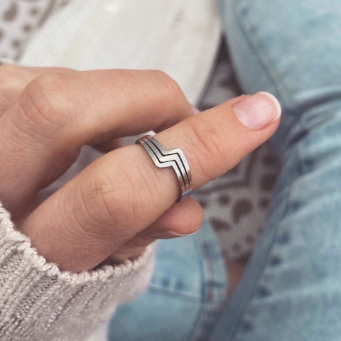 Anillo Falange Lineza- Acero Quirúrgico A17.S