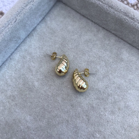 Aros Gota Lines Gold - Acerado + acero dorado M32.H - comprar online
