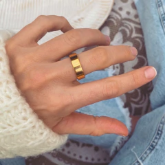 Anillo Plano Gold - Acero Dorado Z15 en internet