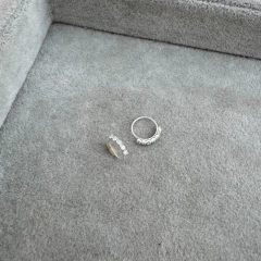 Aro mini blafk (Abre para el costado) - Plata 925 + Cristales C11.i