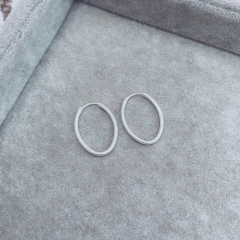 Aros Jekuk Ovalado - Plata 925 W10.A