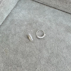 Aro mini blafk (Abre para el costado) - Plata 925 + Cristales C11.i - comprar online