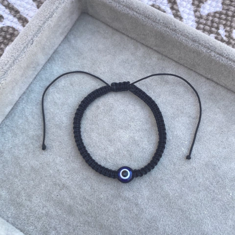 Pulsera Macrame Full Ojito Negra A10