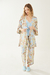 VESTIDO KIMONO FRESIA FLORES BASE CELESTE