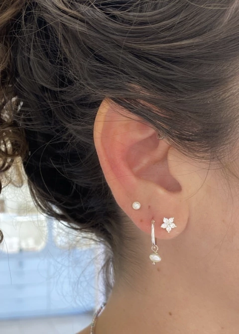 PAR ARGOLLITA PLATA 925 Y PERLAS DE RÍO MINI - comprar online