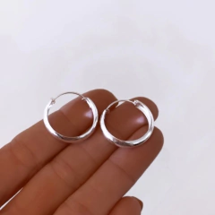 ARGOLLAS PLATA 925 LIVIANAS POR PAR