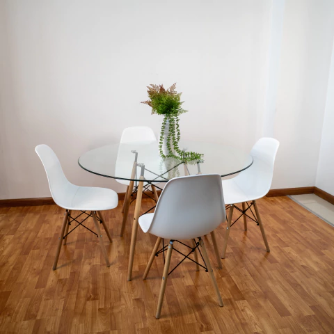 Juego De Comedor Mesa Redonda Vidrio 100cm + 4 Sillas Eames - comprar online