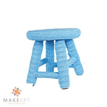 BANQUINHO DE MADEIRA E CROCHÊ AZUL BEBÊ