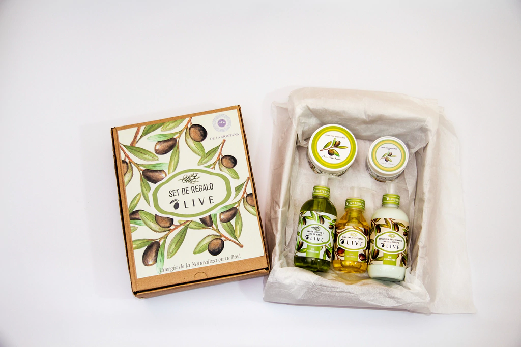 SET DE REGALO LIVE OLIVA - EMULSIÓN PARA EL CUERPO, ÓLEO PARA EL CUERPO, JABÓN LÍQUIDO, CREMA PARA MANOS Y UÑAS Y CREMA FACIAL DÍA
