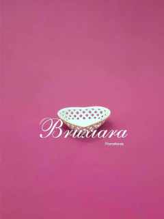 Pratinho Fundo Coração c/Filete Ouro na internet