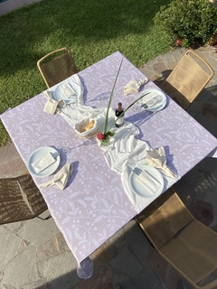 Mantel de Gabardina Acrilica Antimanchas Berry en Lino Diseño Propio - comprar online