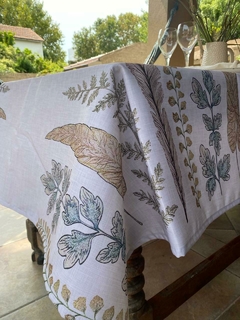 Mantel de Gabardina Acrilica Antimancha Ramitas Diseño Exclusivo - comprar online