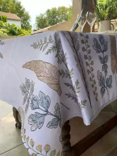 Mantel de Gabardina Acrilica Antimancha Ramitas Diseño Exclusivo - comprar online