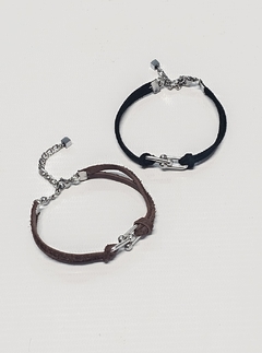 Pulseras Bullys negra y chocolate. - comprar online