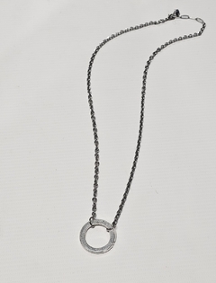 Collar O' Hara.