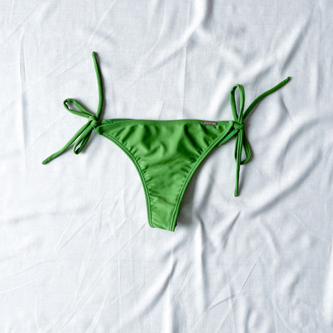 Colaless Tiritas BOTÁNICO