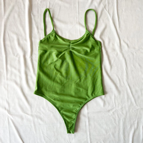 Entera con frunce Botánico