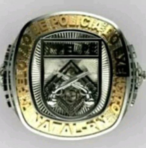 Anel do 7° Pelotão de Polícia do Exercito em Prata com Ouro