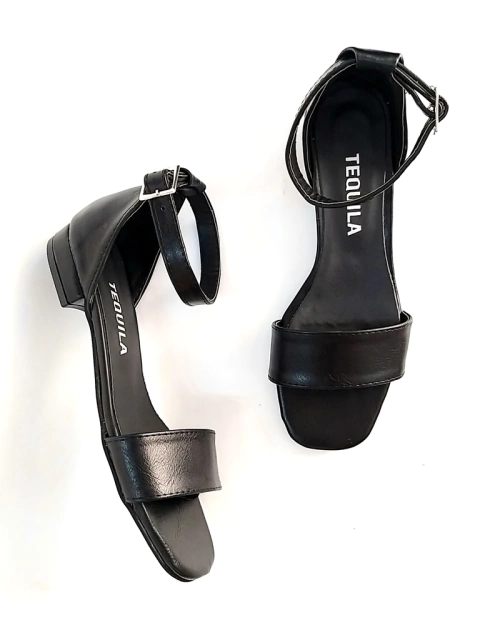 Sandalias STELLA ecocuero liso negro