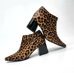 Botitas CAPRI Print Shinny Ed limitada en internet