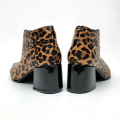 Botitas CAPRI Print Shinny Ed limitada - comprar online