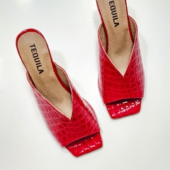 Sandalias VALENTINA croco charol rojo en internet