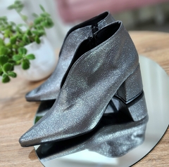 Botas BARI metalizado peltre