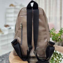 Mochila MAGNOLIA croco visón en internet