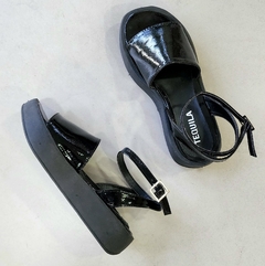 Sandalias MAJO charol negro