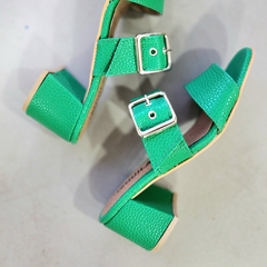 Sandalias ANDREA verde benetton en internet