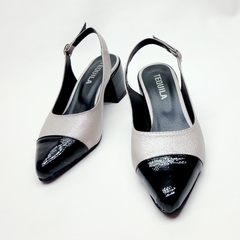 Stilettos tipo Chanel modelo COCÓ plata y charol negro - comprar online