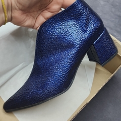 Botas BARI charol metalizado azul noche en internet
