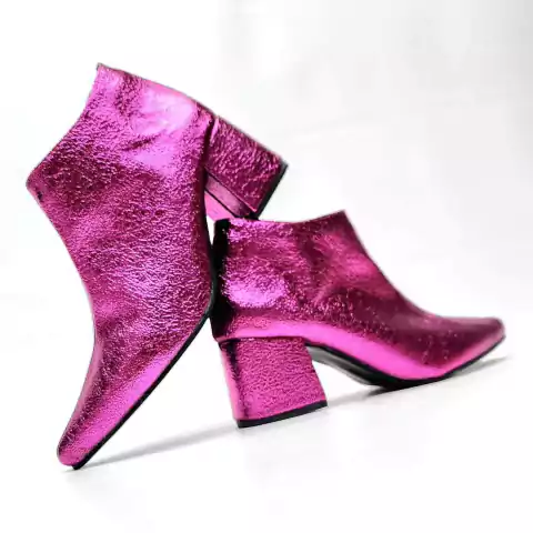 Botitas CAPRI metalizado fucsia edición limitada
