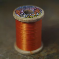 Hilo "Poly Thread" Feathers and Flies - tienda online