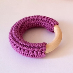 Argola Sensorial Com crochê - Volantinho - Montessori - comprar online