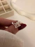 Earcuff Cubitos Colgantes Acero blanco - comprar online