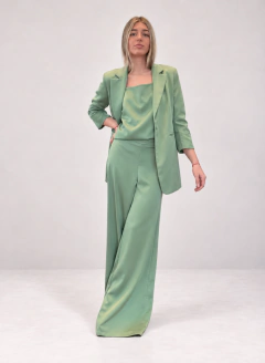 TRAJE PEONIA