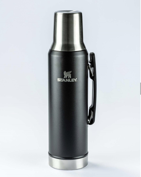GARRAFA TÉRMICA MATE SYSTEM MATTE BLACK | 1.6L (PERSONALIZADA COM NOME )