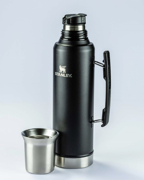 GARRAFA TÉRMICA MATE SYSTEM MATTE BLACK | 1.6L (PERSONALIZADA COM NOME ) - comprar online