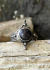 Anillo Medieval Catalina en Metal Blanco Regulable