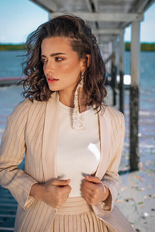 Blazer risca de giz detalhe em seda