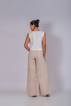 Pantalona risca de giz na internet