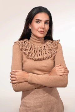 Blusa com rufo na gola - loja online